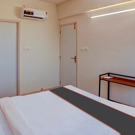 Flagship Santoshi Holiday Home Dabolim Exteriör bild